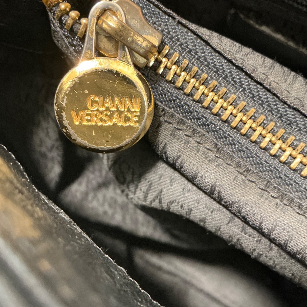 Vintage Gianni Versace ostrich shoulder bag - Picture 9 of 11